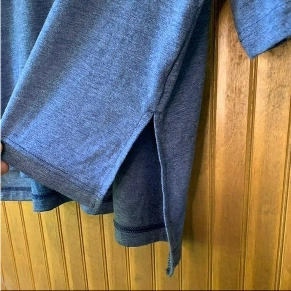 ADIDAS Blue T-Shirt - Women Size Medium - Picture 3 of 5